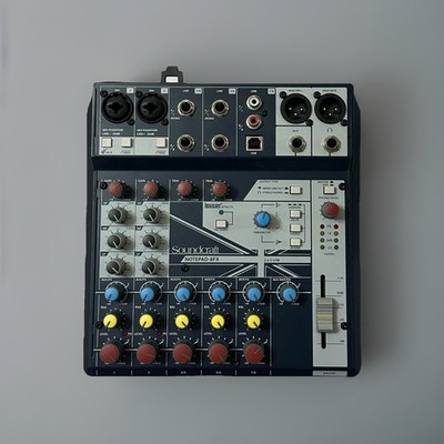 Soundcraft  Notepad-8FX Analog Mixer USBx2 Podcast
