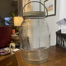 Vintage Owens-Illinois Glass Barrel Pickle Jar With Lid And Metal Handle