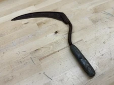 Vintage True Temper Sythe Sickle Cutting Garden Yard Hand Tool Lead Handle