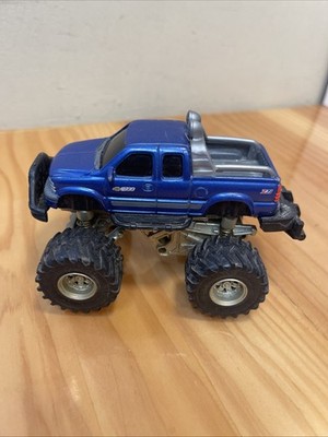 funline chevy 1500 Monster Truck Jacked up Lift Kit 1/64
