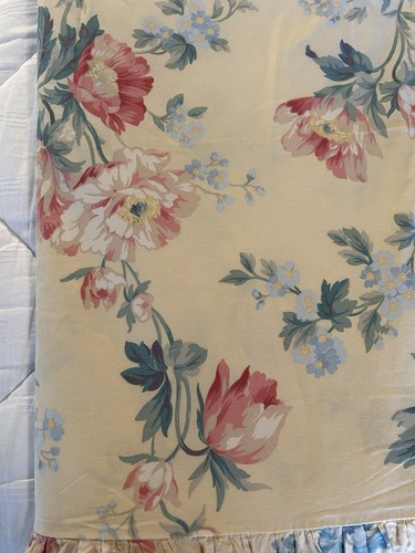 Ralph Lauren VTG Flat Sheet Queen Parsonage Pale Yellow Floral Ruffle Cottage