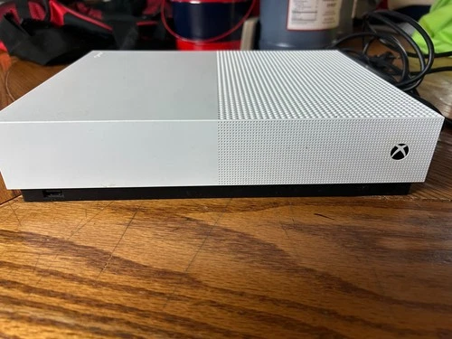 Pre owned XBox 4 Excellent Condition. All Cleared out all storage available