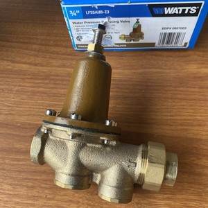 Watts 3/4" LF25AUB-Z3 Water Pressure Reducing Valve NPT (FOR PARTS/NOT WORKING)
