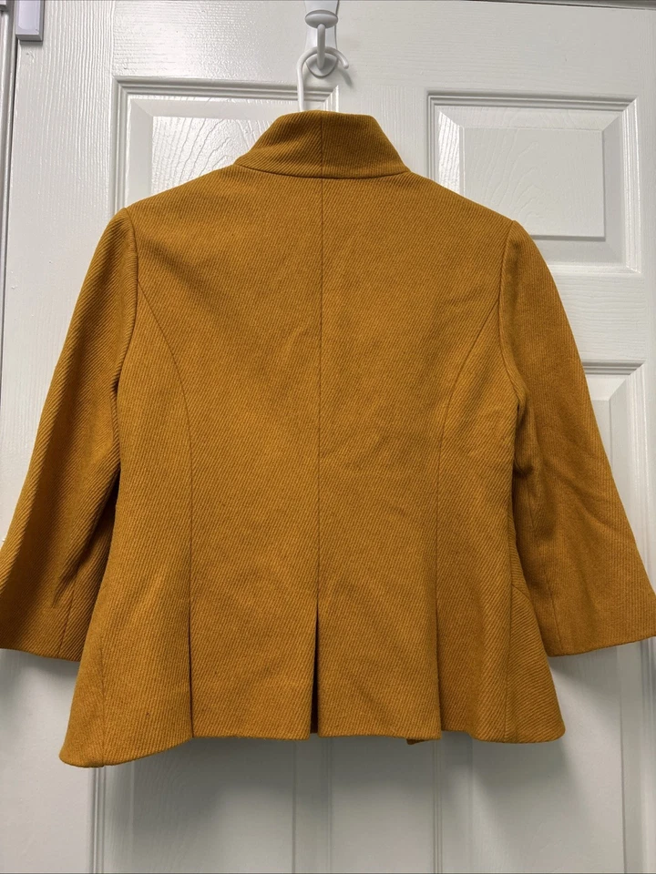 Куртка блейзер Anthropologie Tabitha шерстяная смесь терраса дом оборки горчица 10 - Изображение 4 из 4
