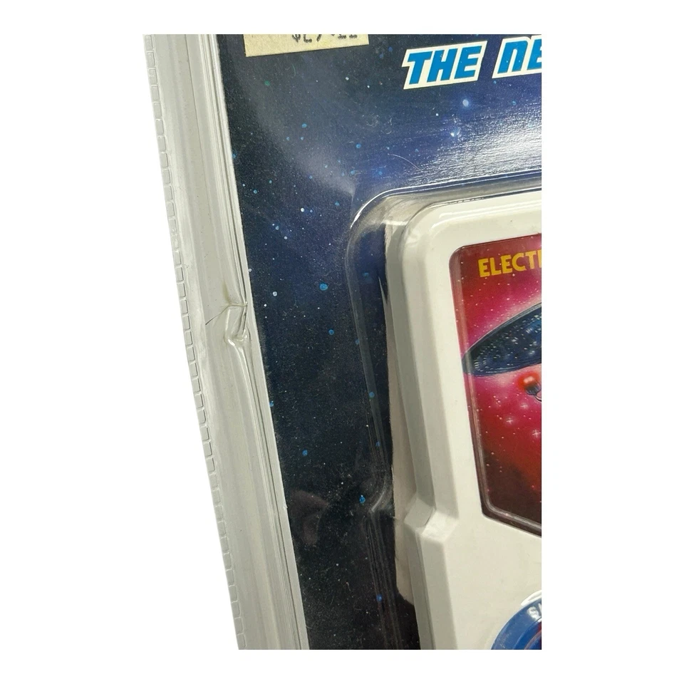 Star Trek The Next Generation Tiger Electronics LCD Hand Held 78-526 Brand New - Image 4 of 4