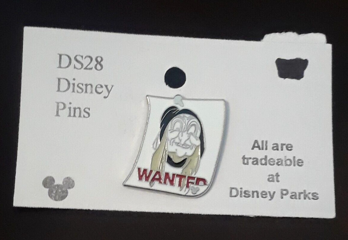 Disney Parks Witch Old Hag Villian Pin Collectable Tradeable From Snow White