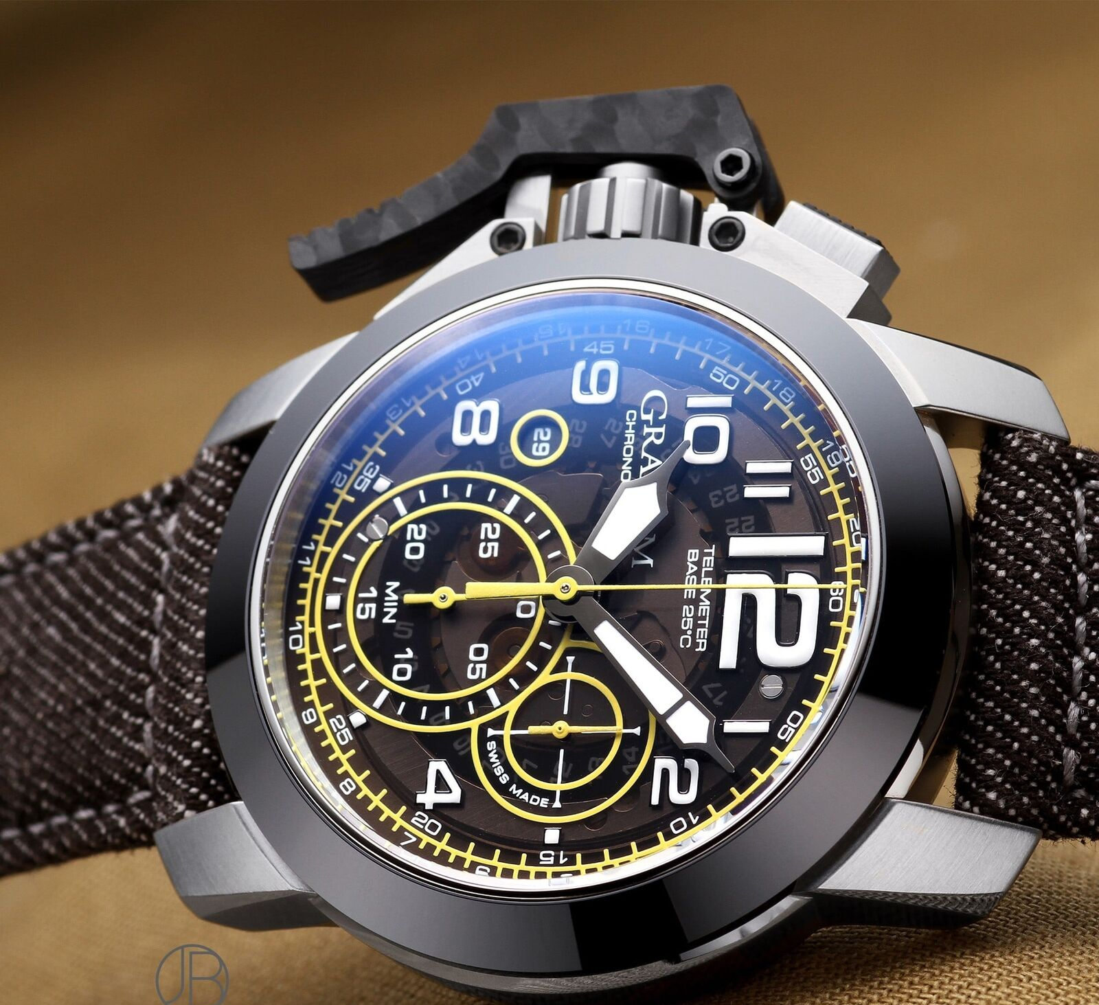 Graham Chronofighter Oversize Target 2CCAC.B16A.T34S #299