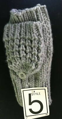NWT Women's One Size - Style 5 Gray Winter Gloves w. Detectable Finger Tips - TE