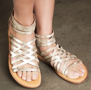 kork ease gold sandals