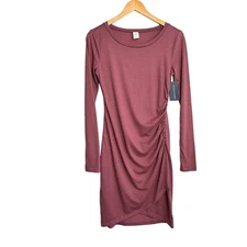 Melrose and Market Womens Long Sleeve Side Ruched Dress Sz Medium Burgundy Rose