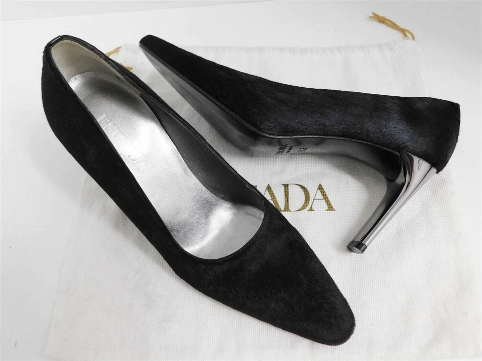 Nuevas bombas de pelo de becerro negras Escada Italia 6,5 M Foto 2 de 4