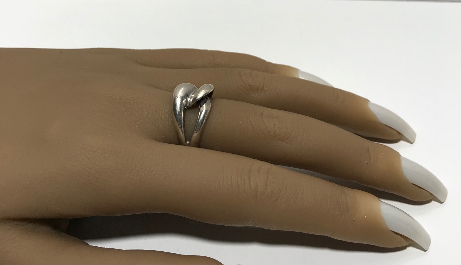 925 NF Sterling Silver Interlocking Loop Ring Siz… - image 4