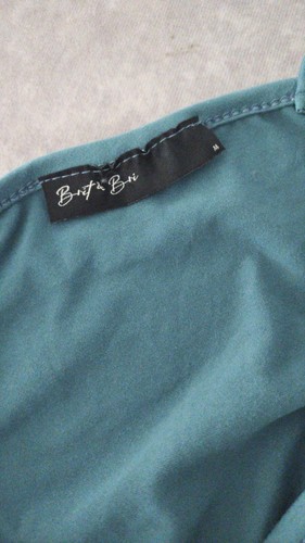 Brit & Bri Tank Top Womens M Blue White Halter Crop 2 Pack Stretch Y2K - Picture 3 of 5