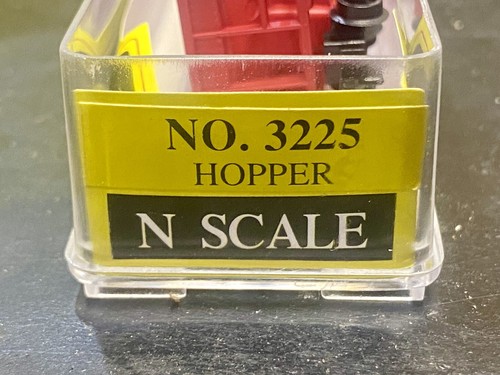 Model Power 3225, Hopper Car, N-scale, New In Box - Picture 2 of 2