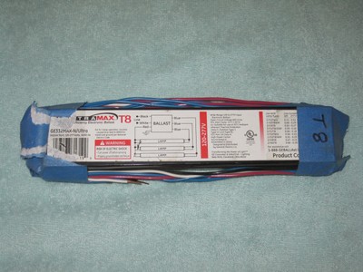 NEW GE 72262 UltraMax T8 Electronic Professional Ballast 32W 120//277V Instant