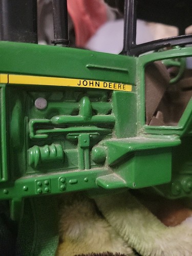 Vintage Antique John Deere Tractor Toy Collectible - Picture 3 of 7