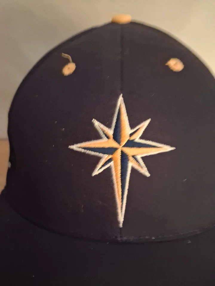 Gorra azul Robin roja para hombre Foto 2 de 3