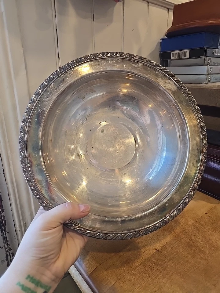 Cuenco vintage WM Rogers de Oneida Ltd. decoración de altar de platería caprichoso Foto 3 de 4