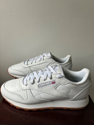 Reebok Classic Womens White Running Shoes size 9