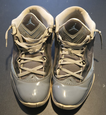 Air Jordan Flight-The-Power Model 487207-005   Size 10.5 Cool Grey/White Used