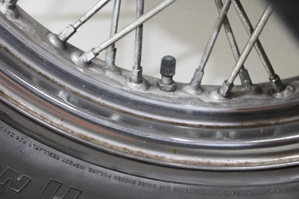 Llanta delantera clásica Yamaha V Star 1100 XVS1100A 1999-2009  Foto 3 de 4