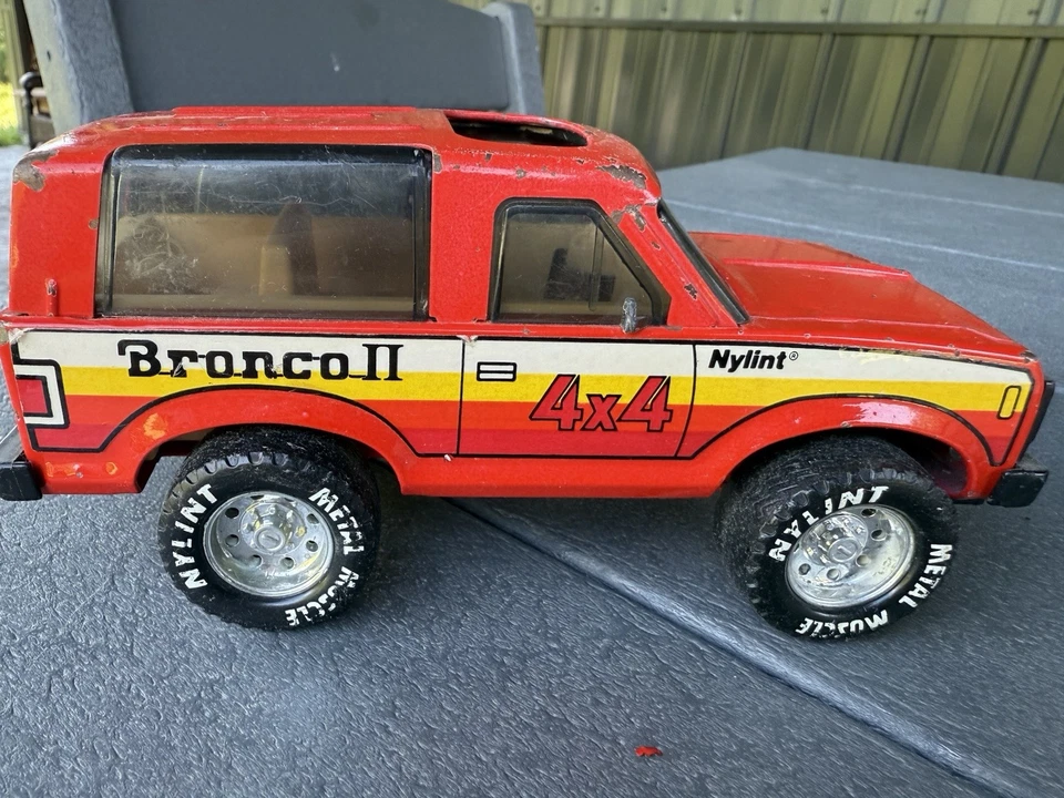 Nylint Bronco II 4x4 - Image 2 of 4
