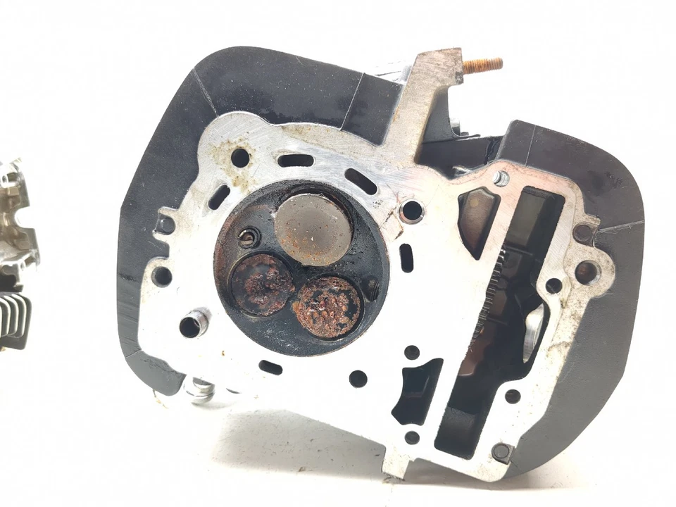 05-08 Honda VTX1800C culata motor Foto 4 de 4