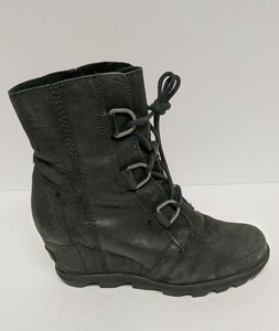 black joan of arctic wedge