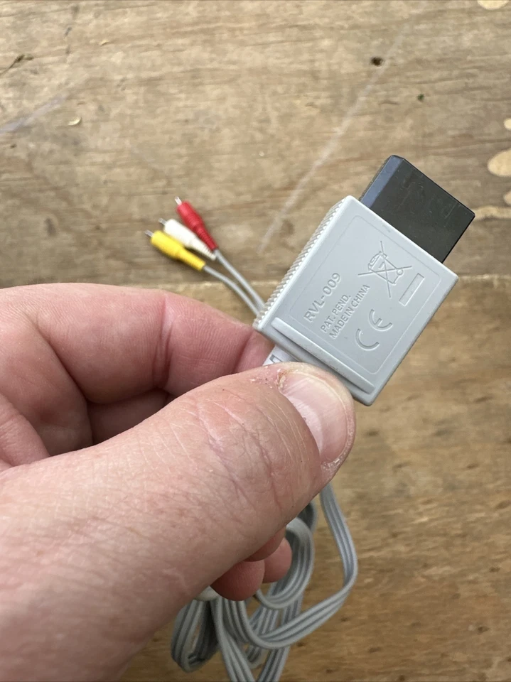 Nintendo Wii Composite AV Cable Cord (RVL-009) Genuine OEM; Tested 🎮 - Image 3 of 3