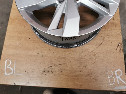 VOLKSWAGEN POLO ALLOY WHEEL 5.5jx15 5 stud 5 twin spoke et40 2g0601025n - Picture 3 of 16