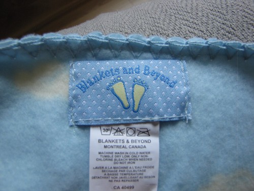 BLANKETS AND & BEYOND BLUE PUPPY DOG CLOUD FLEECE BABY BOY LOVEY - Picture 2 of 4