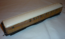 HORNBY OO GAUGE LNER GRESLEY BRAKE END 4237 R436 (Teak End)