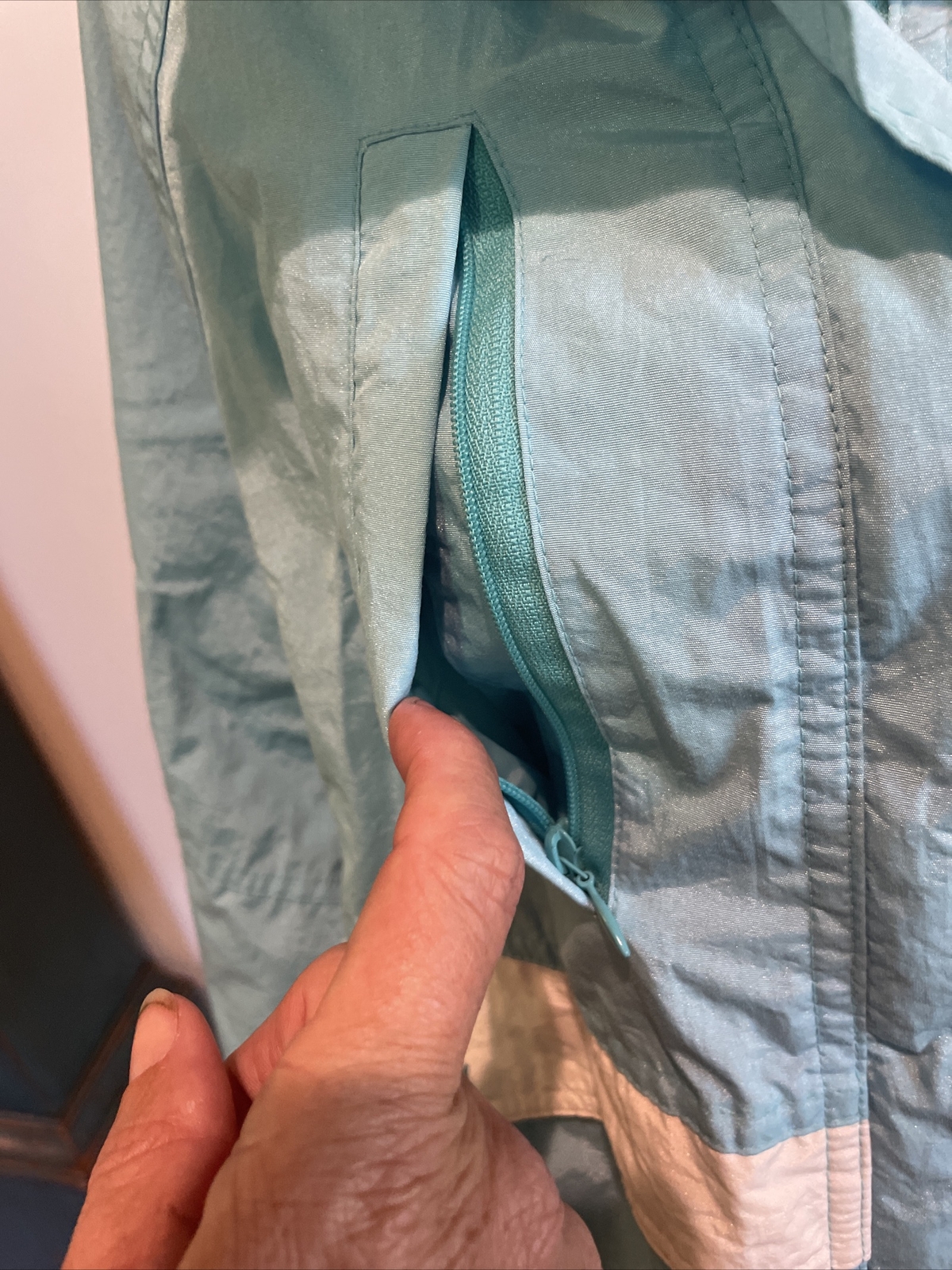 Helly Hansen Medium Jacket LIFA Full Zip Windbrea… - image 5