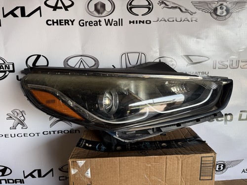2018 2019 Hyundai Sonata Right Halogen  headlight OEM
