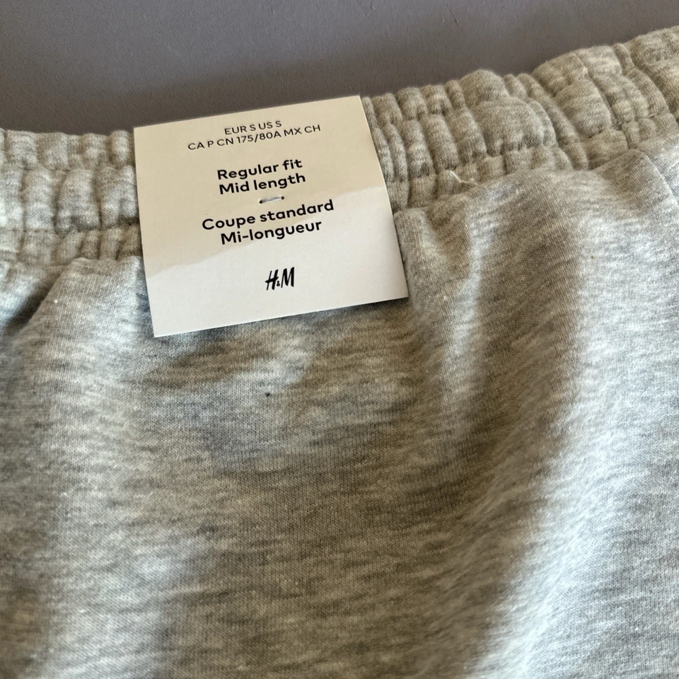 Pantalones cortos grises para mujer H&M. Pequeño Foto 4 de 4