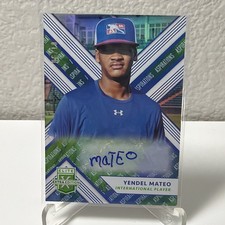 2018 Panini Elite Extra Edition Status Blue Green 06/10 Yendel Mateo Auto NM 190