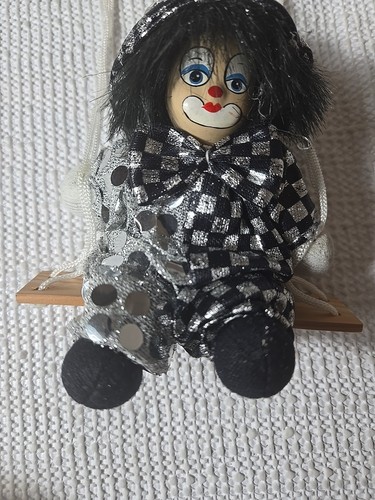 Bambola pagliaccio da circo vintage testa di porcellana corda marionetta pupazzo su altalena - Foto 14 di 15