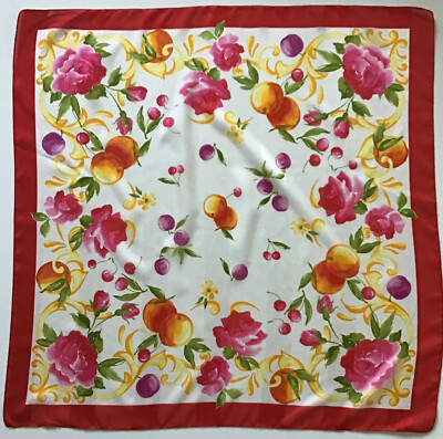 # Ein Blumendesign 27 Zoll Quadrat Vintage Satin Chiffon Schal von Francoise Saget