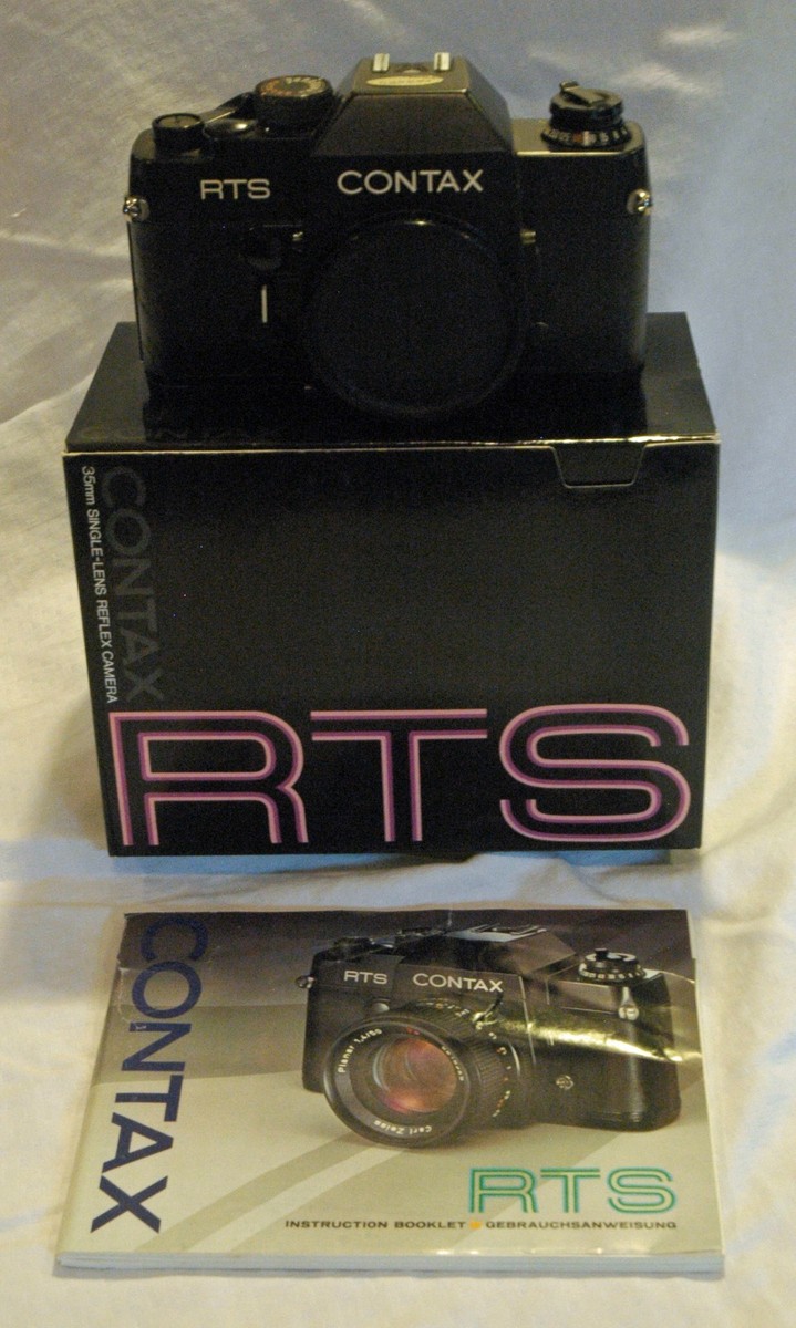 Contax RTS 35mm SLR Camera Bundle w/ Winder, 4 Lenses, Pro-Grip