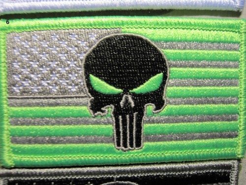 MORAL BANDERA EE. UU. PARCHE CALAVERA LOGO CON GANCHO UN PARCHE ELIGES ENTRE OCHO COLORES - Imagen 7 de 12