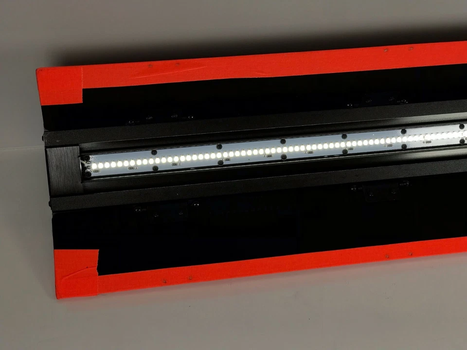 FloLight BladeLight 36" Bi-Color LED Light w/ EXTRAS - Image 3 of 4