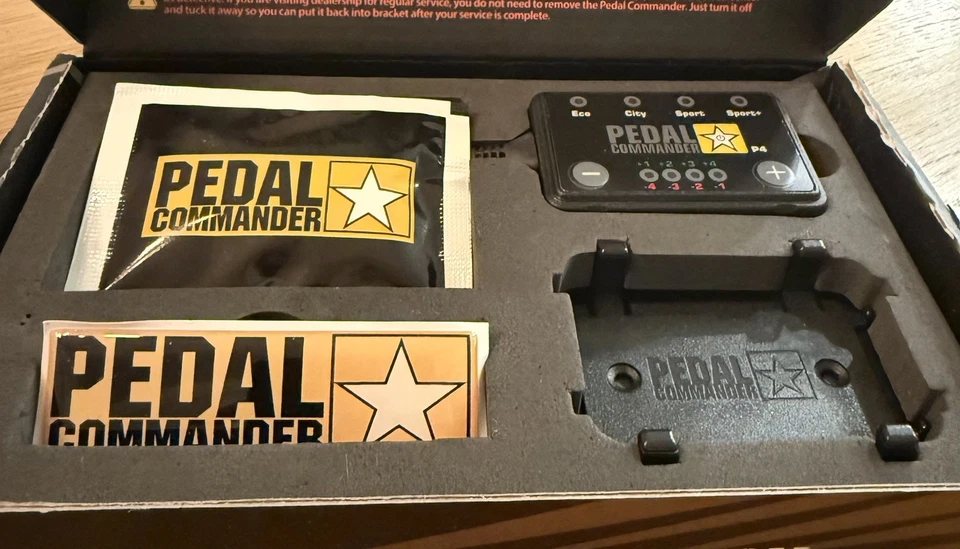 Pedal Commander for Toyota Tacoma - PC38 / 3rd Gen (2015-2023) / (2.7L-3.5L) New Foto 2 de 4