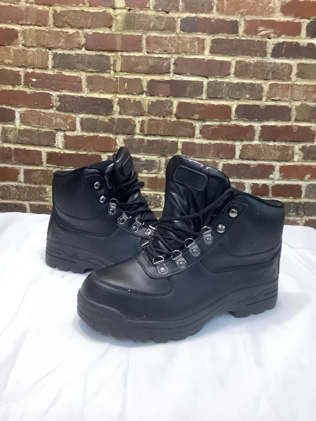 Men's Mountain Gear Waterproof Leather Walking Boots US 8