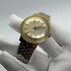 Vintage Timex Day-Date Manual wind gold tone watch, (untested)