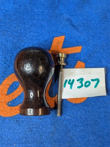 Stanley Plane Rosewood Tall Knob & Screw For No. 4 1/2, 5, 6, 7, 8 - 2 1/2" Tall