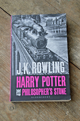 Harry Potter and the Philosopher's Stone. J.K. Rowling Paperback 2018 Bloomsbury