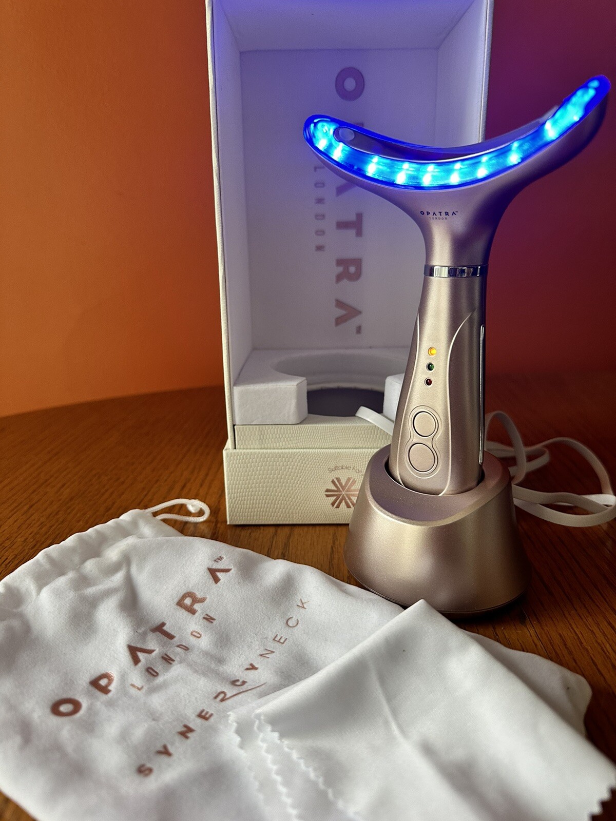 Opatra Synergy Neck AntiAgeing Device Pain Relief Heat LED Light