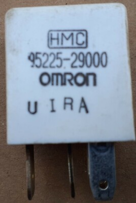 Hyundai Galloper HMC 95225-29000 Fuse Relay Switch Module   