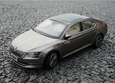 1/18 For  Skoda New SUPERB Brown DieCast Car Model Toy Collection NIB