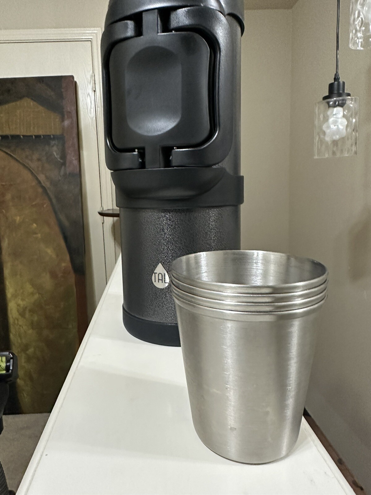 Manna Thermos Stainless Steel Insulated Bottle BPA Free 1 Gal W/ 4 Cups